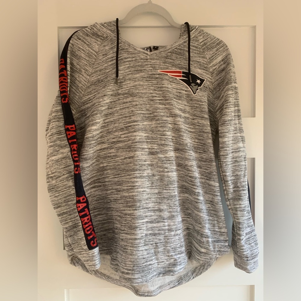 New England Patriots Hoodie women’s small never worn